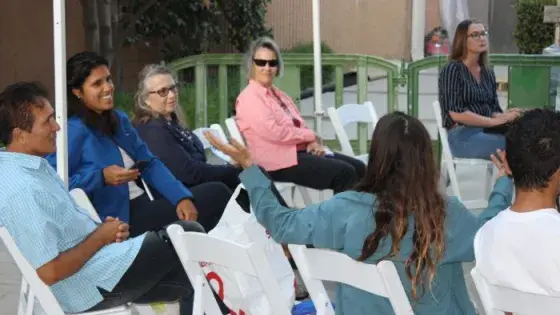 neighborhood chat meeting
